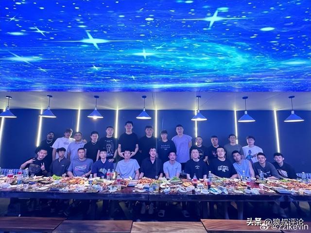 完美世界电竞-泸媒：张镇麟上赛季在辽宁队并不顺心 与杨鸣有分歧产生换队念头